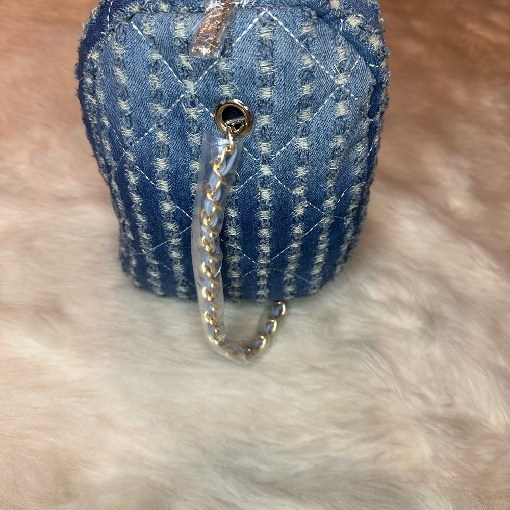 Quilted Denim Chain-Handle Women's Shoulder Bag - Blue - Picture 7 of 9